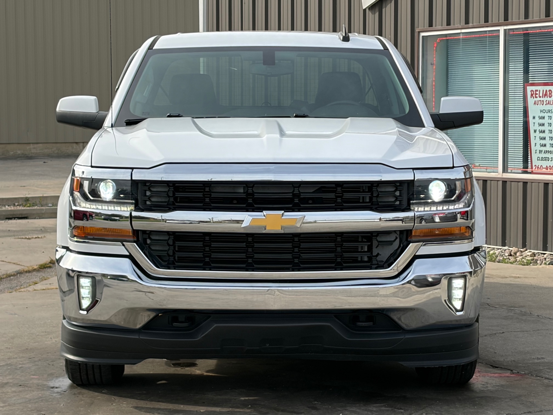 Car Image 7