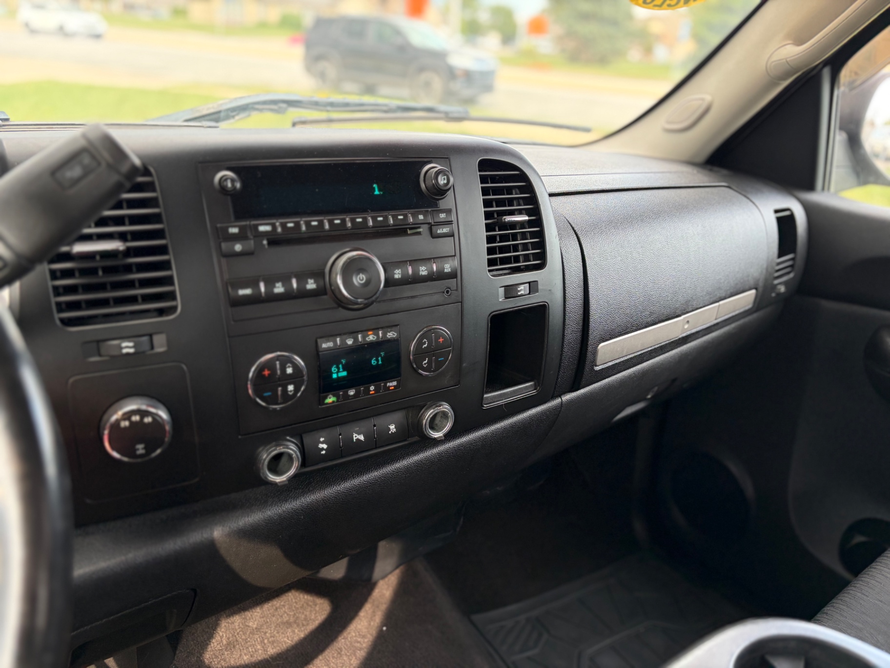 Car Image 10