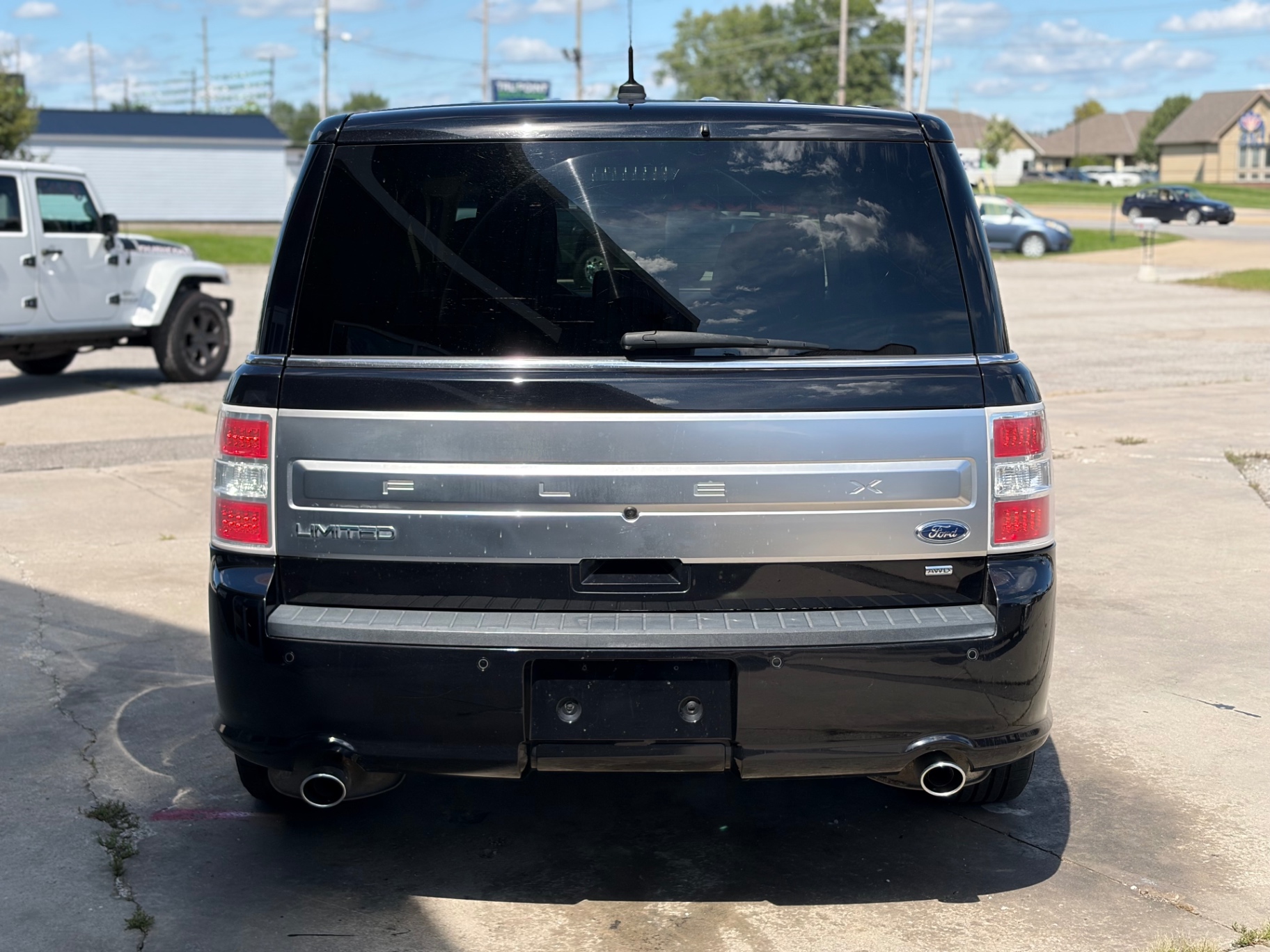 Car Image 9