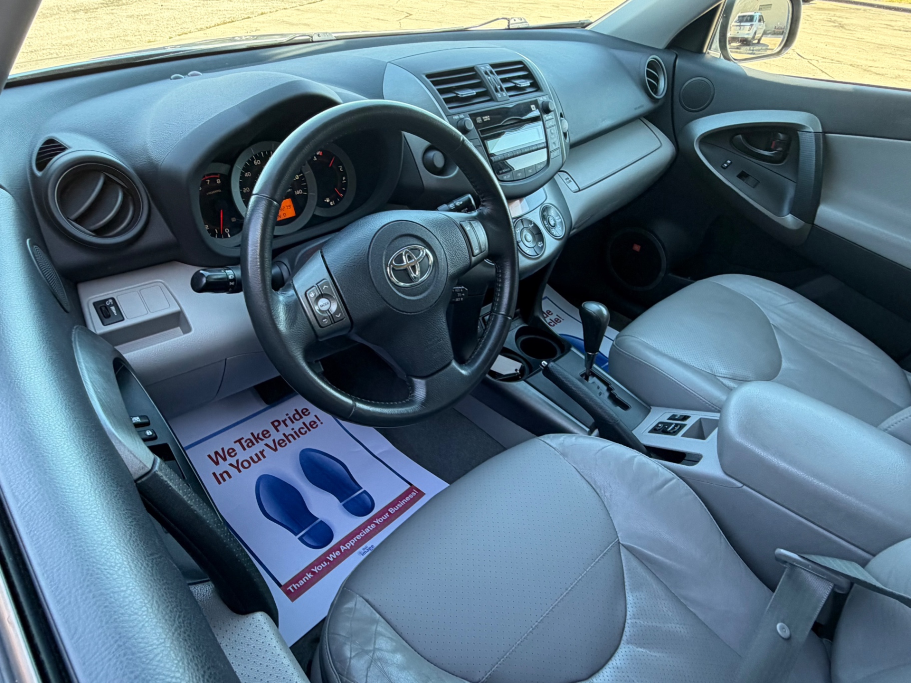 Car Image 4