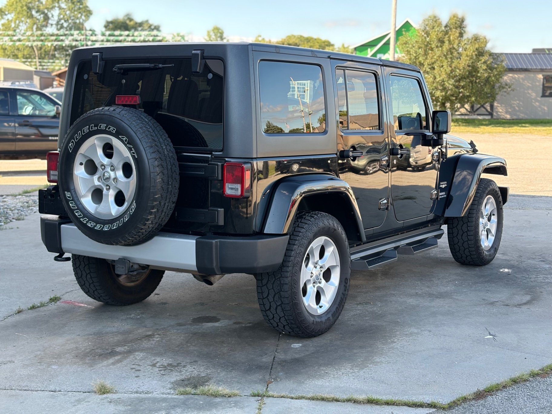 Car Image 15