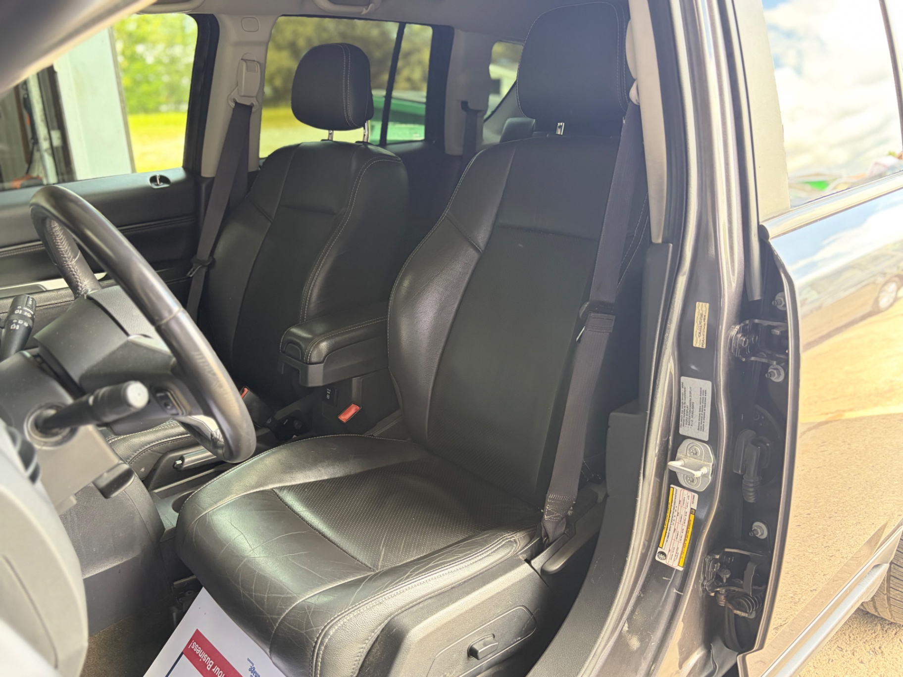 Car Image 9