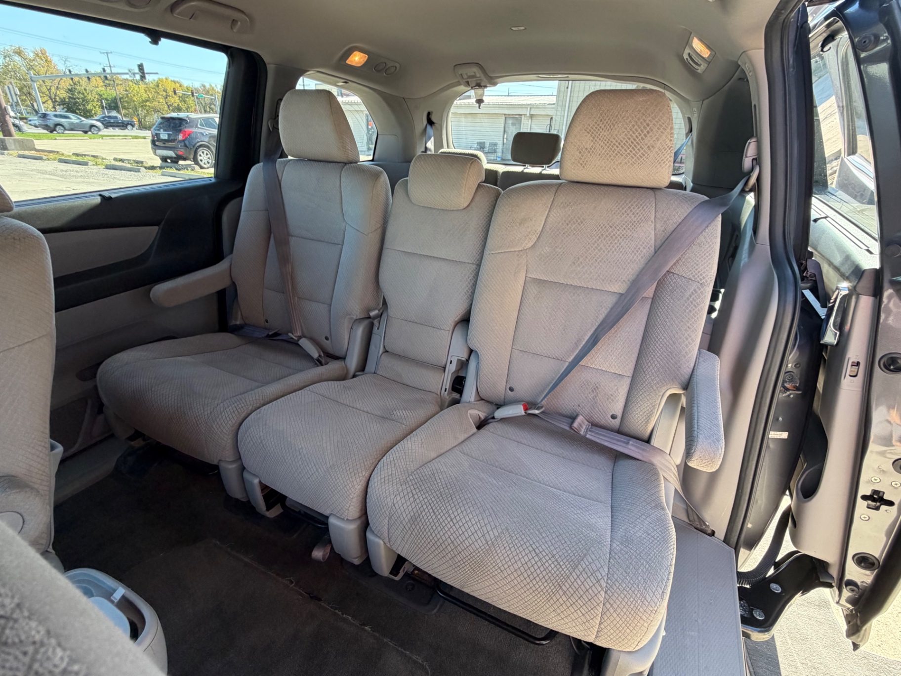 Car Image 9