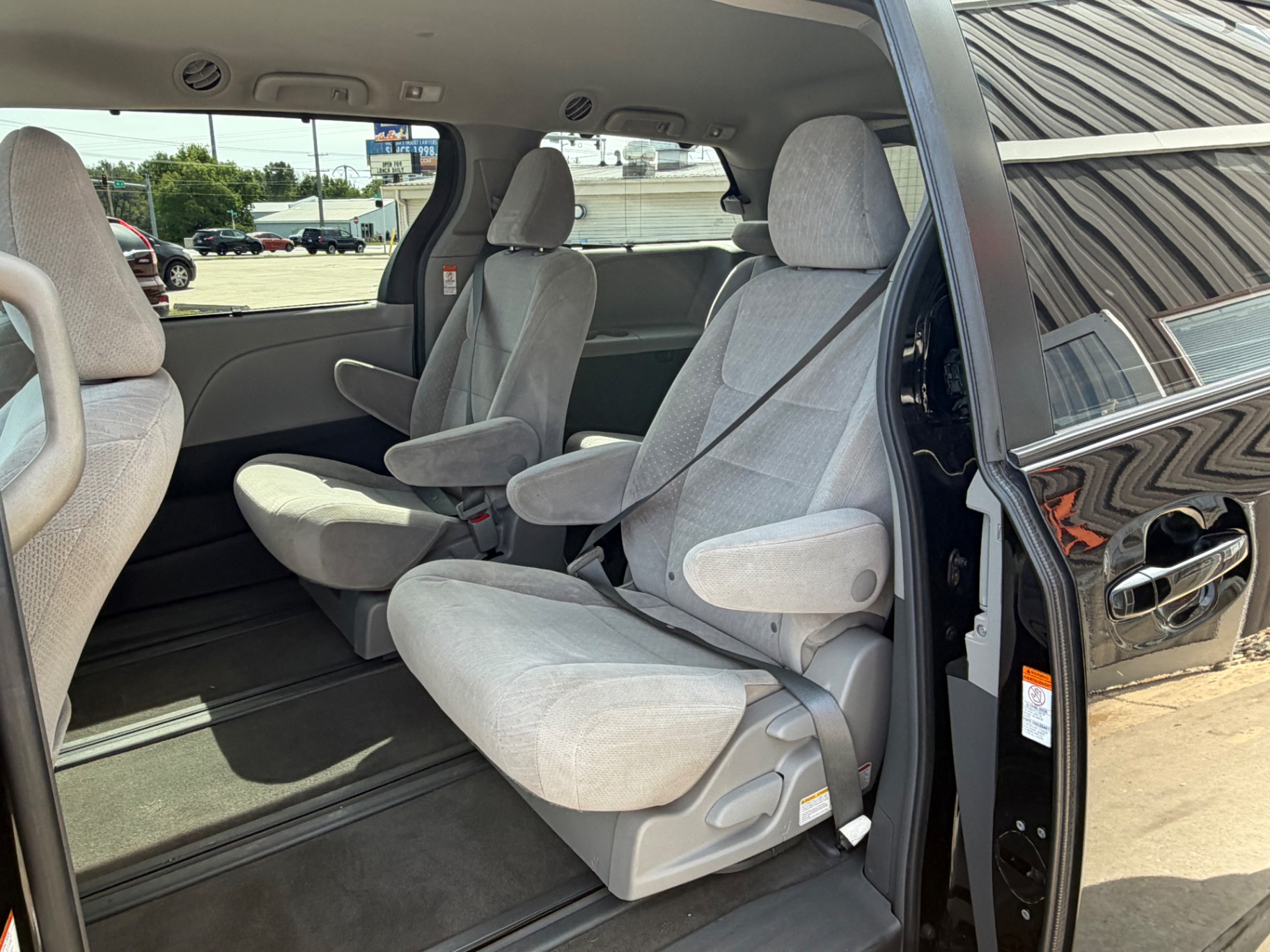 Car Image 6