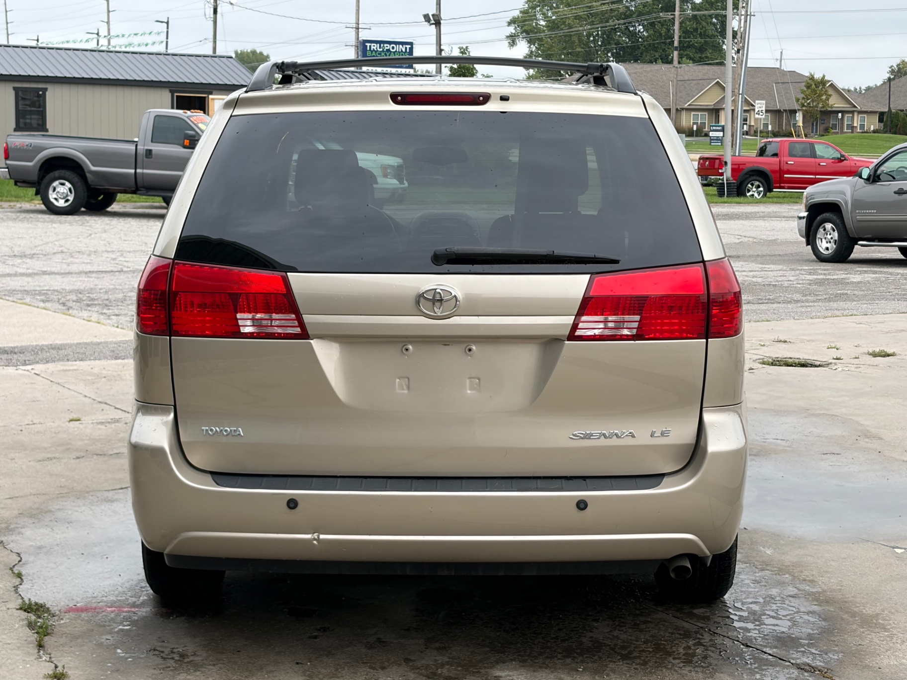 Car Image 10